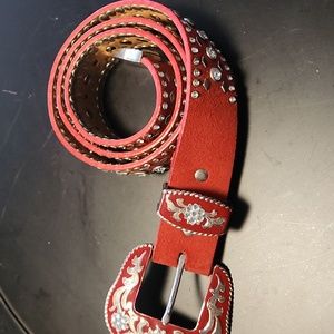Belt red size 34